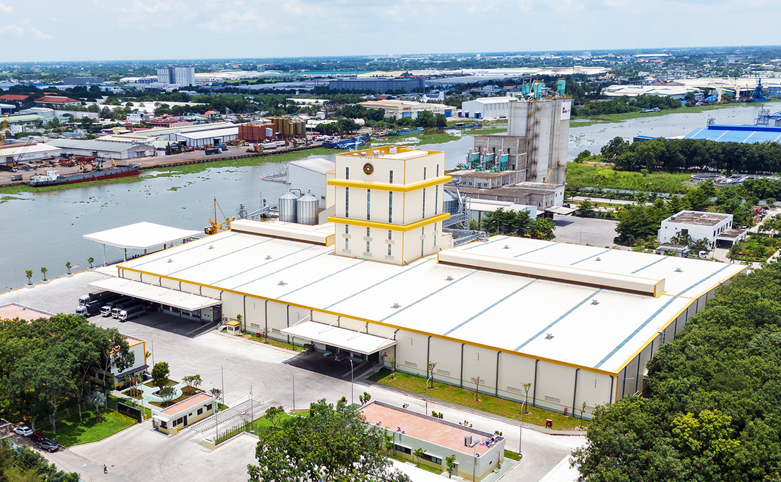 Integrating for Efficiency. Aboitiz Foods’ newest 3.8-hectare feed mill in Long An, Vietnam, incorporates the latest technology and equipment and began its operations in 2024.